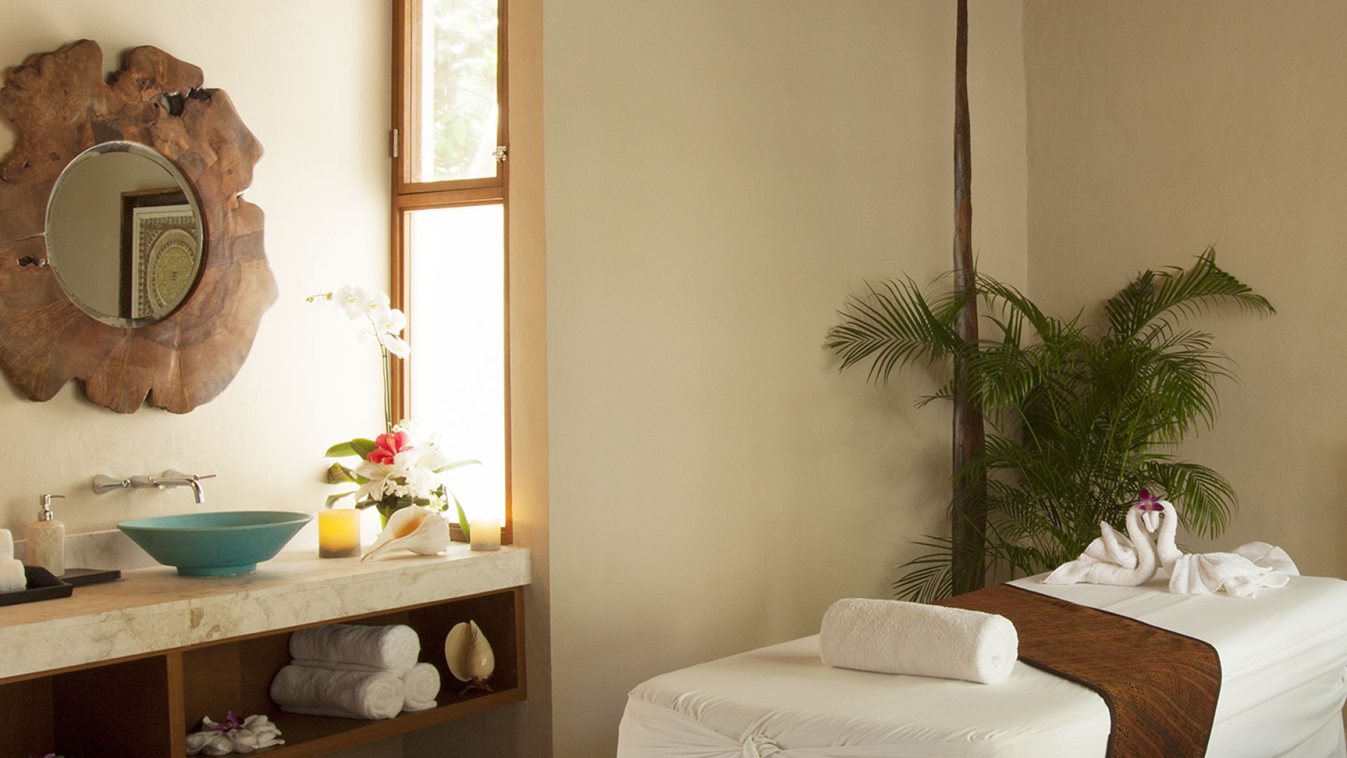 Couples Massage in Playa del Carmen at Revive Spa 